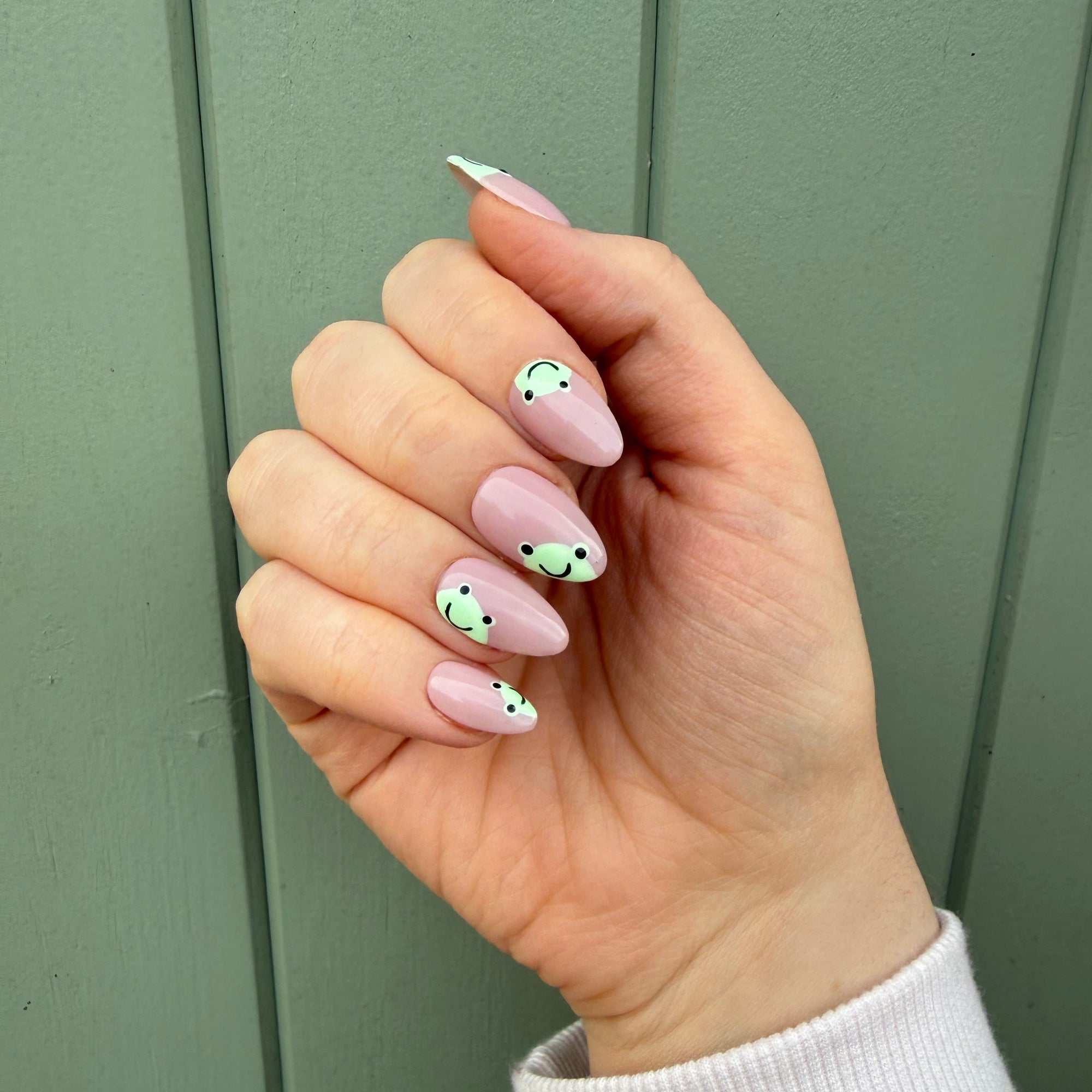 Happy Frogs Hand-Painted Press-On Nails